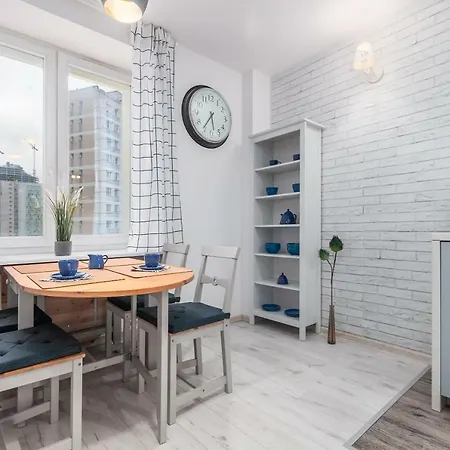 The View By Renters Apartment Warsaw